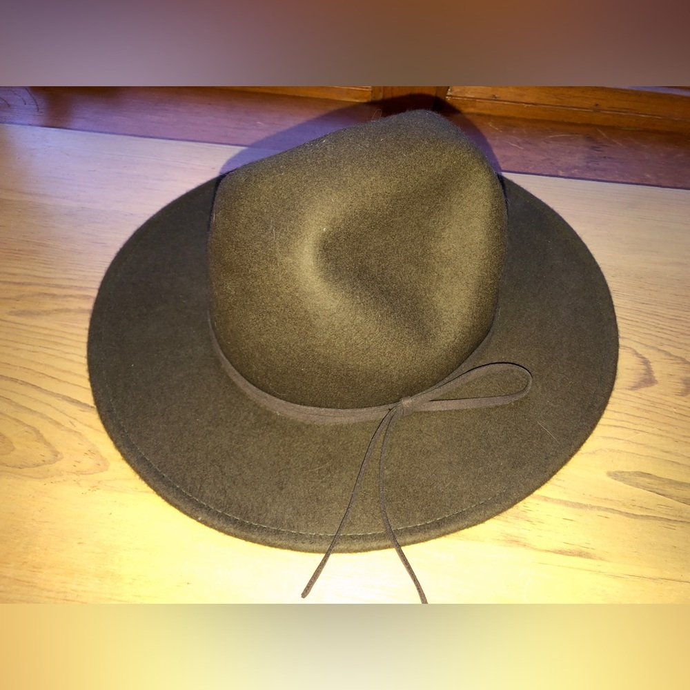Women’s Wool Wide-brim Hat